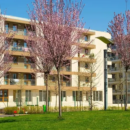 Solar 50, Private Parking, 2 Bedroom شقة