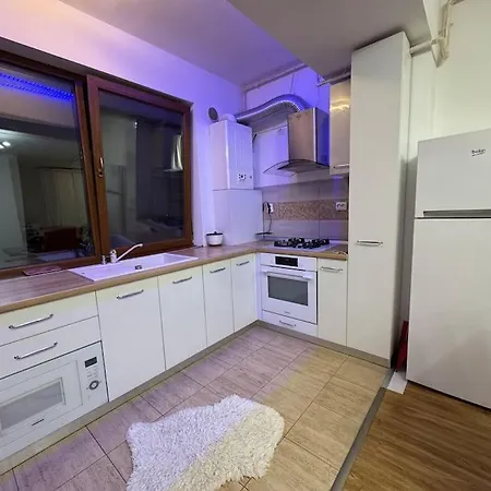 Solar 50, Private Parking, 2 Bedroom شقة بوخارست