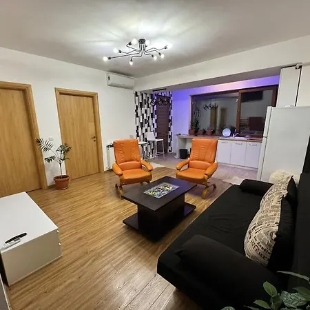 Apartment Solar 50, Private Parking, 2 Bedroom Bucharest